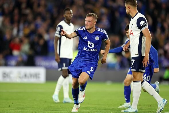 : Vardy scores in Leicester vs Tottenham draw